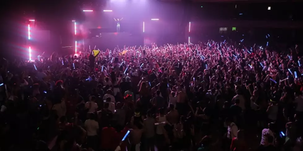 Watch the Chaos that Erupted after Steve Aoki Show Canceled