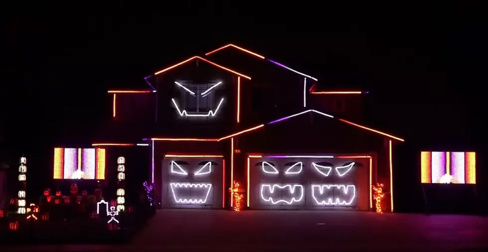 Lip-Syncing Halloween Houses Will Impress and Amaze