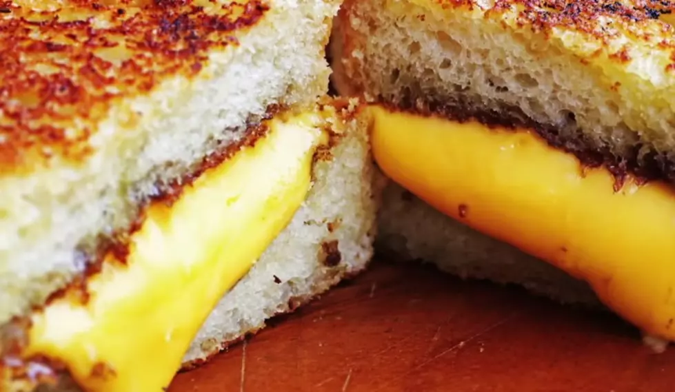 Science Has Figured Out the Ideal Cheeses For a Grilled Cheese Sandwich