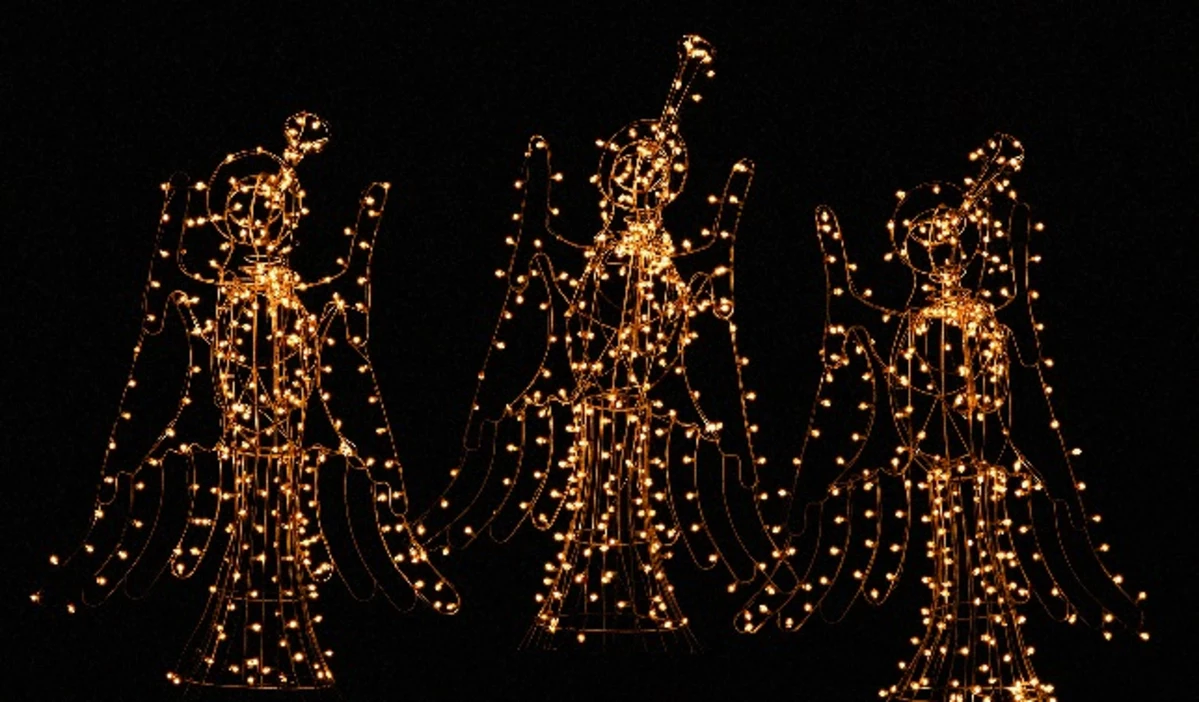 Christmas Lights Return to Ascarate Park