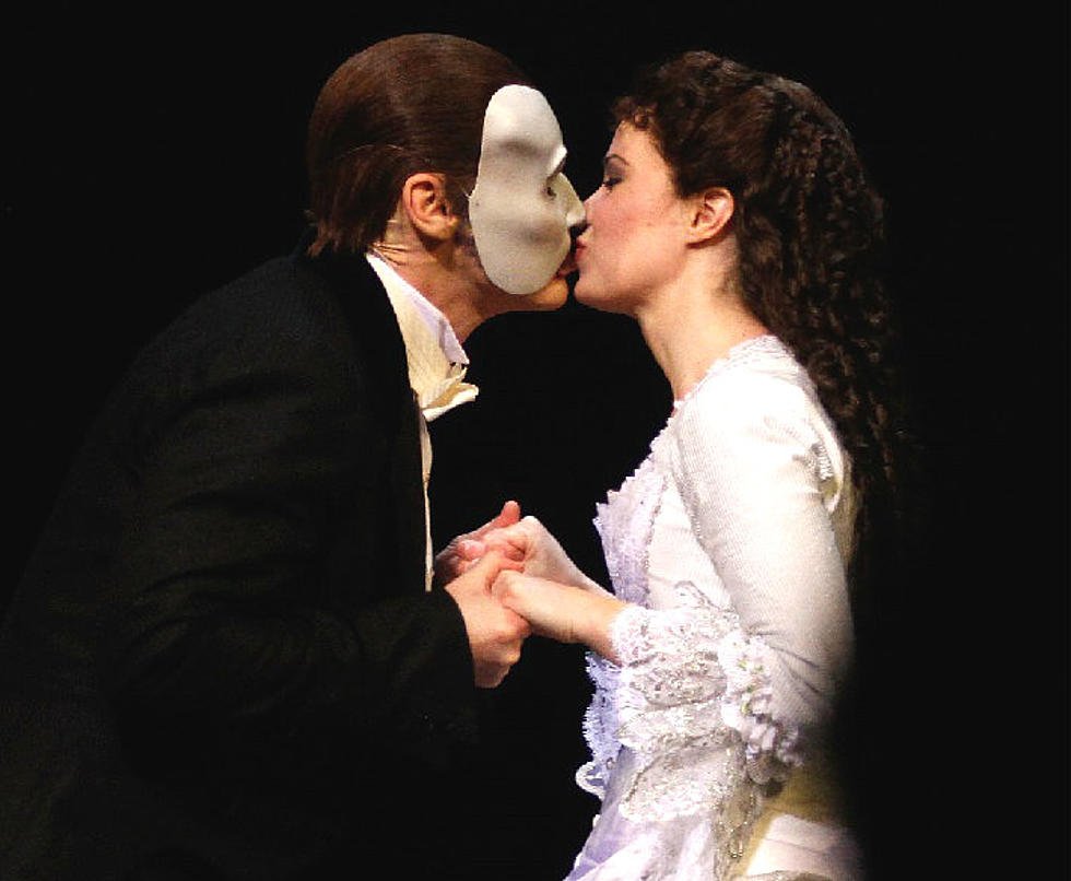 'Phantom' Comes to Plaza