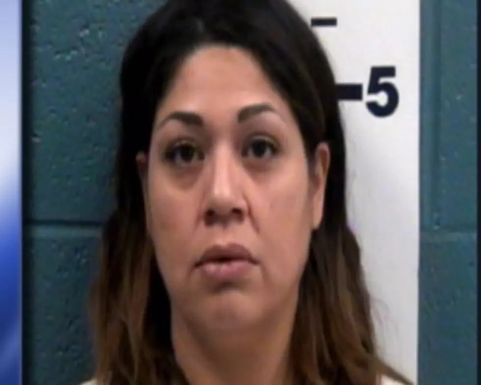 Las Cruces Mom Gets Arrested For Letting Her 13 Year Old Daughter Take Pot Gummies To School For ‘Anxiety’