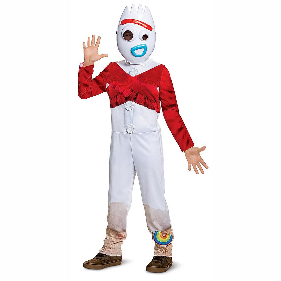 Toy Story 4’s Forky Costume is More Terrifying than Cute