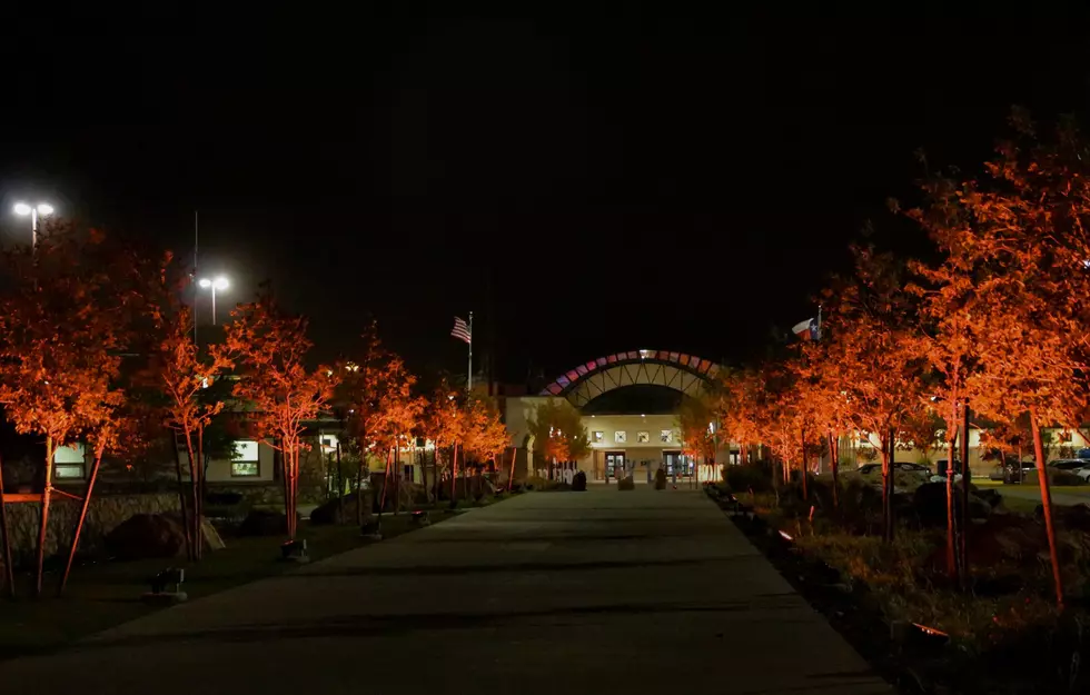 El Paso Airport Lights Up October, November in Honor of High School Homecomings