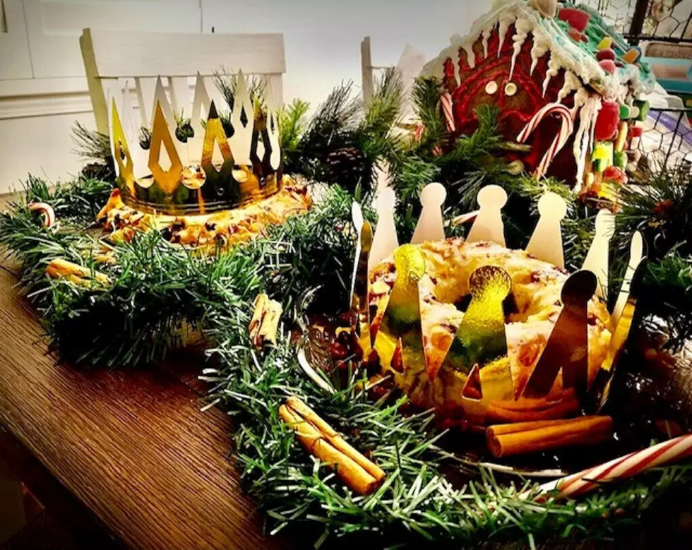 Celebrating Dia De Los Tres Reyes With Roscas, Gifts & Food In El Paso