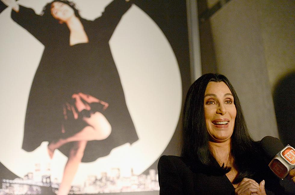 Watch Cher’s Moonstruck Under A Full Moon In El Paso This Weekend