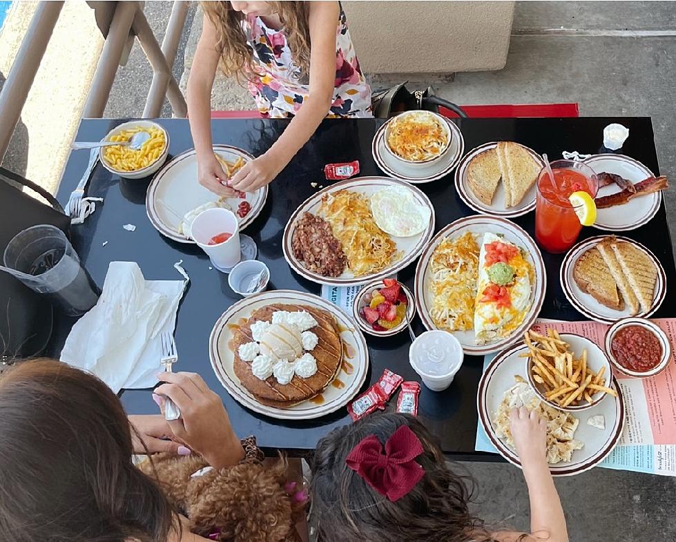 Weck's, Famous For Its Huge Breakfasts, Opens in West El Paso