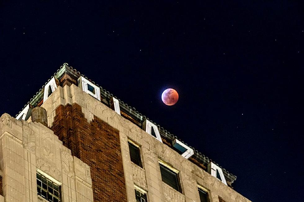 84-Minute Blood Moon Total Lunar Eclipse in May Will Be Visible From El Paso