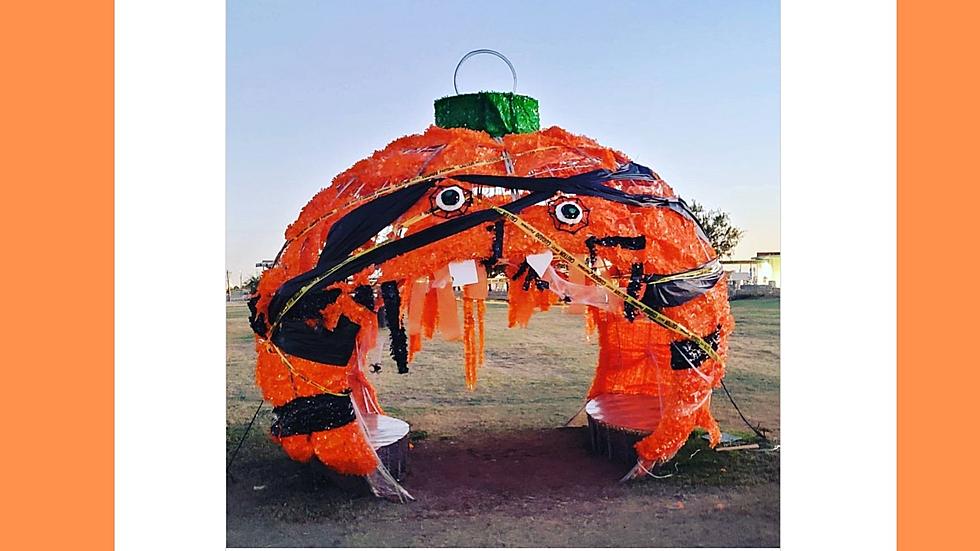 Ascarate Park Resurrects Pumpkin Decor Just in Time for Halloween