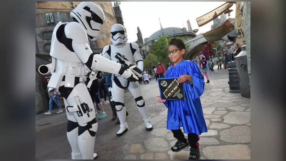 The Force Was Strong During This El Paso Pre-K Graduation Photo Shoot