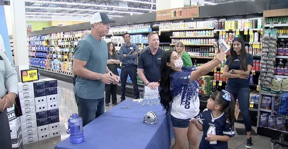 Troy Aikman Showed Love To El Pasoans With Selfies, Autographs 