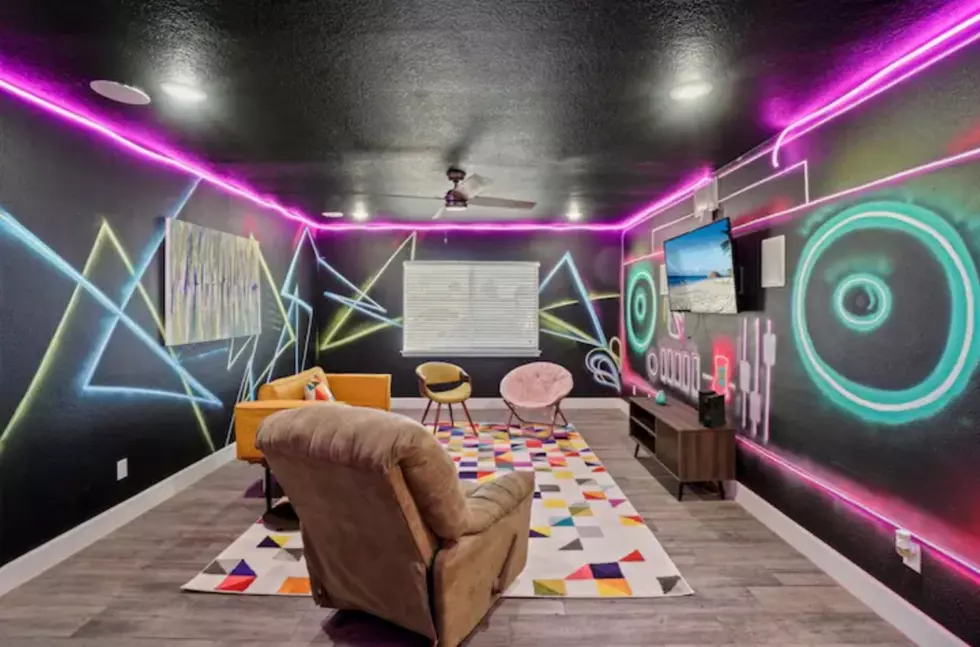 The Retro House Airbnb Is Giving Off Fun &#8217;80s Vibes In NE El Paso