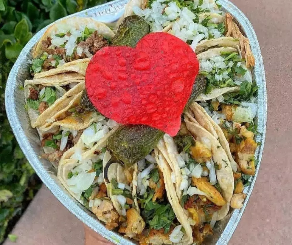 Say 'Taquero Mucho' on Valentine's with a Heart-Shaped Taco Tray