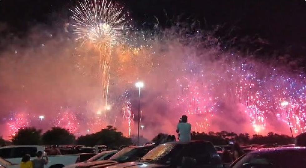 Mesmerizing Texas Fourth of July Fireworks Finale Is a Must-See