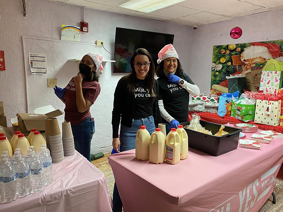 &#8216;Mija, Yes You Can&#8217; Spreads Holiday Cheer For Residents at Aliviane Recovery Center