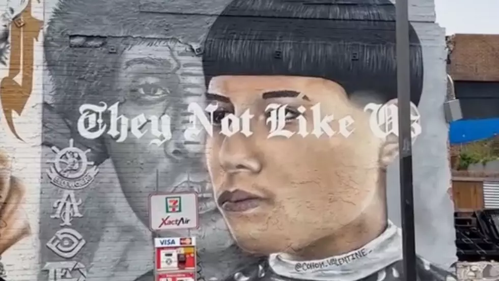 This Texas Mural Celebrates "Edgar" Haircut Amid Controversy