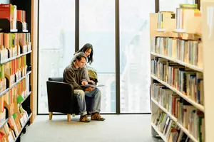 El Paso's Silent Book Club Is The Introvert Social Hub