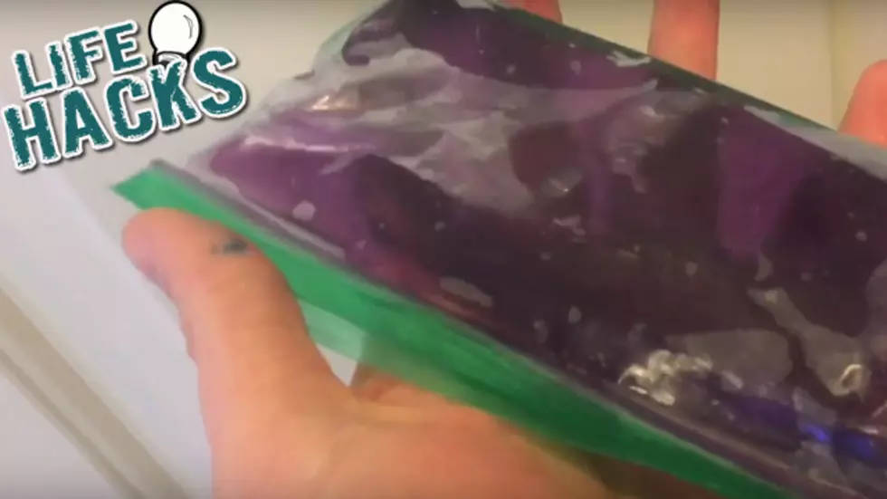 How to Make a Home Made Ice Pack [VIDEO]