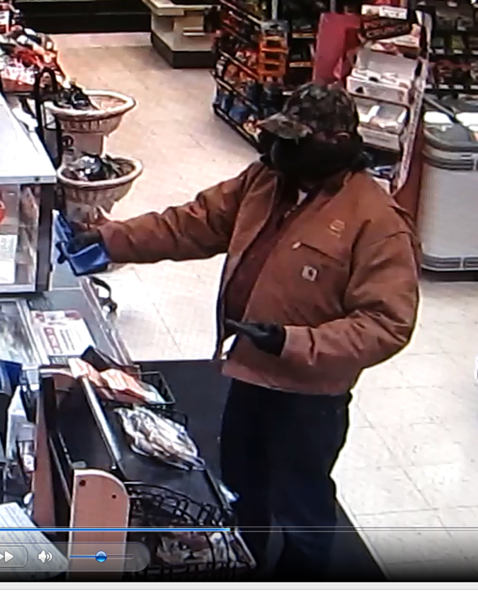 Richland PD Need Help Finding 7-Eleven ‘Big Belly Bandit’
