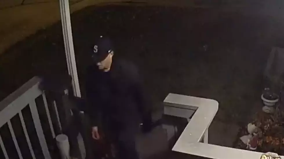 Can You ID This Richland Bike Thief with One Glove?