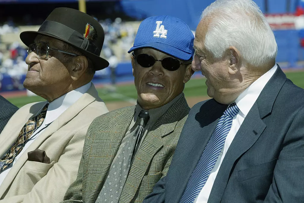 Dodgers name Maury Wills to 'Legends of Dodger Baseball' - True Blue LA