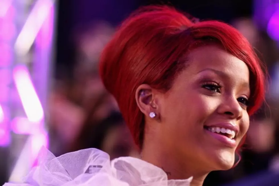 Rihanna Joins the ACM Awards!