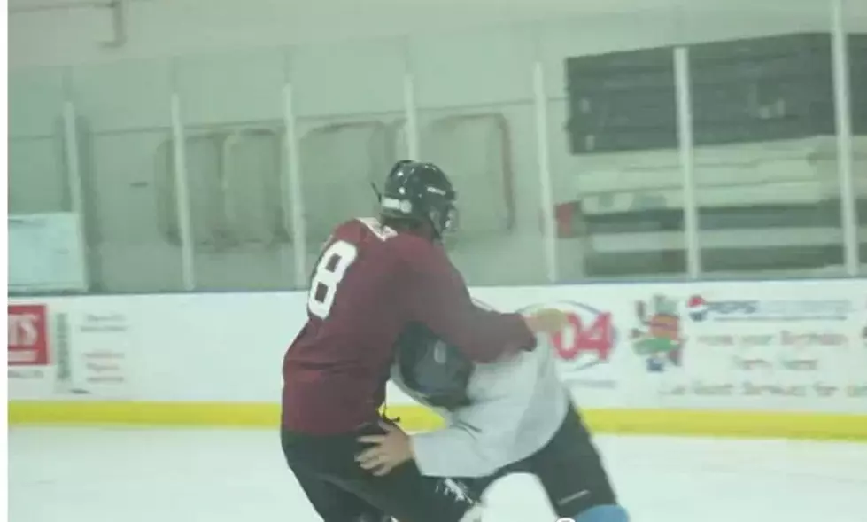 Dierks Bentley TV Episode 18 (Hockey, X-box, and Fighting) [VIDEO]
