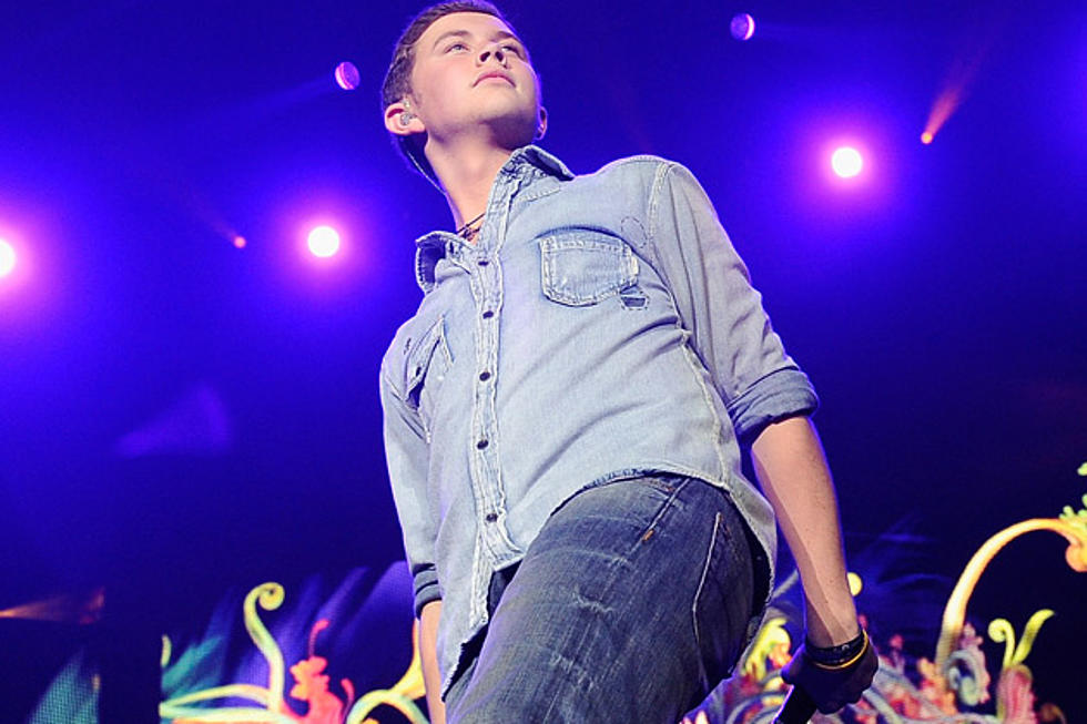 Scotty McCreery Thanks Radio After Singing ‘Walk in the Country’ at 2011 CMA Awards