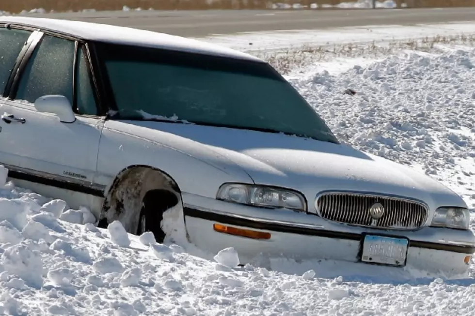 ‘Do Not Be Like This Guy!’ MN Police Post About This Dangerous Winter Action