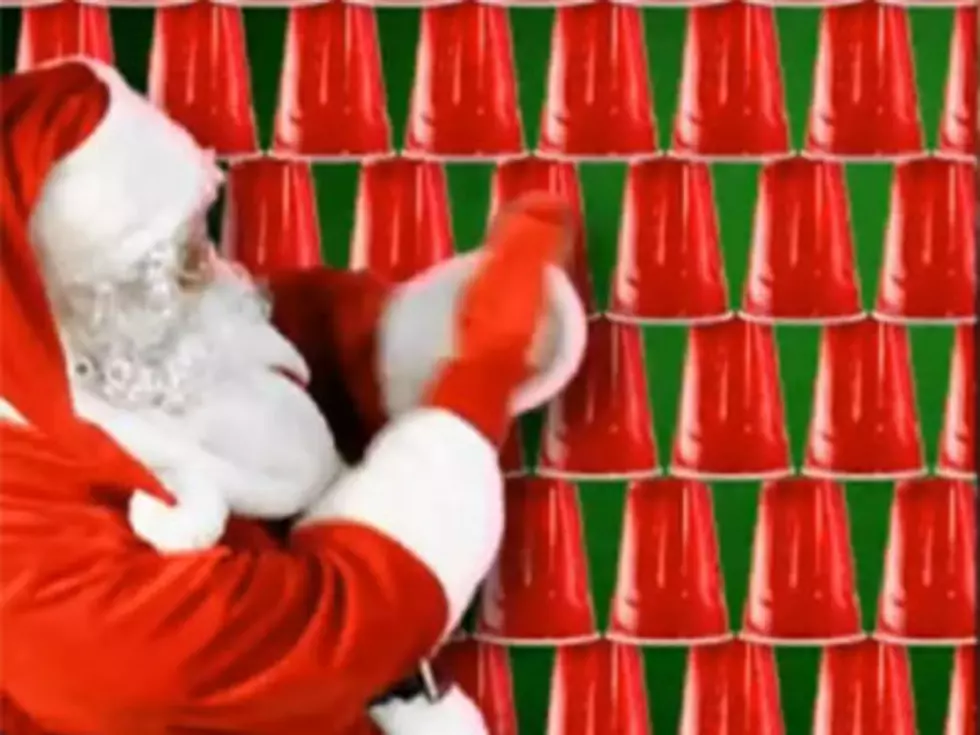 Santa Joins Toby Keith’s ‘Red Solo Cup’ [VIDEO]