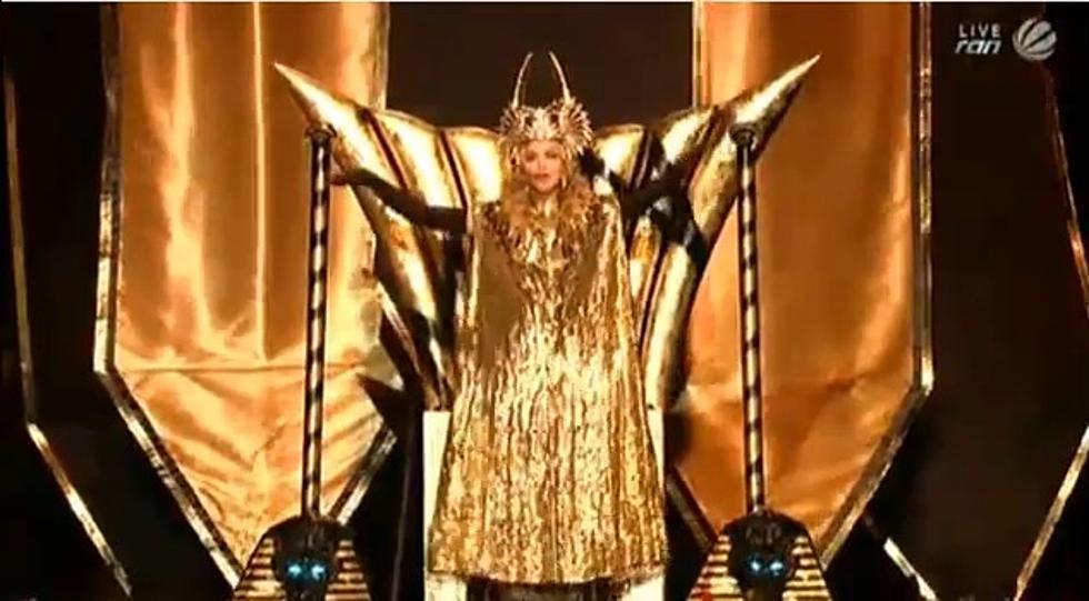 Madonna Halftime Show at Super Bowl 46 (2012) [VIDEO]