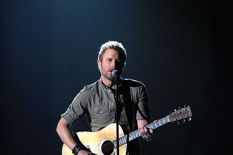 Dierks Bentley Performs ‘Home’ After an Intro From Bono at 2012 ACM Awards