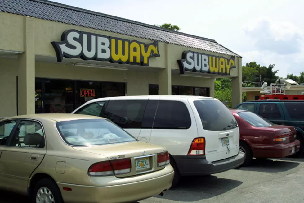 Woman Calls 911 Because Subway Used The Wrong Sauce [Listen]