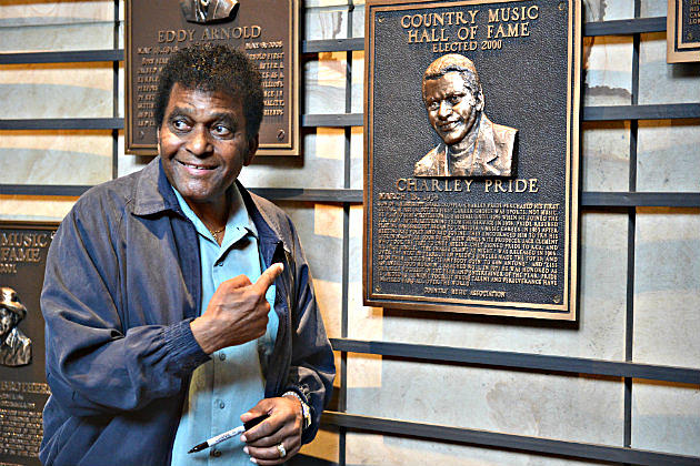 Sunday Morning Country Classic Spotlight to Feature Charley Pride