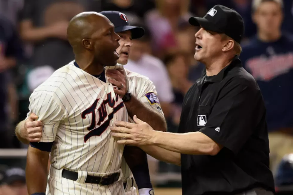 Torri Hunter&#8217;s Ejection Fueled Tantrum In Twins Loss [Watch]