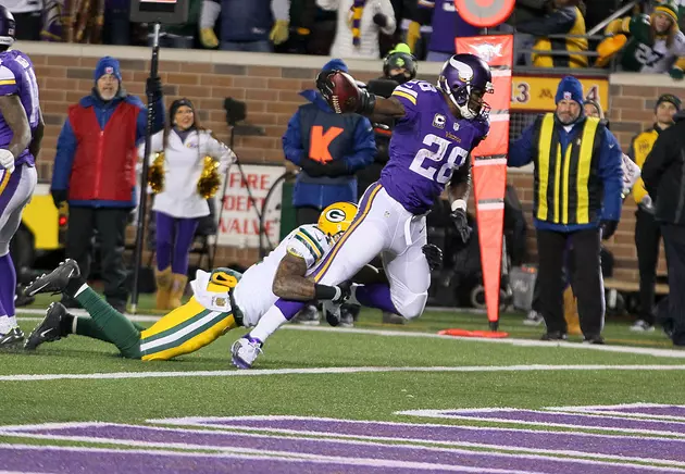 Vikings Face Packers Tonight In Green Bay