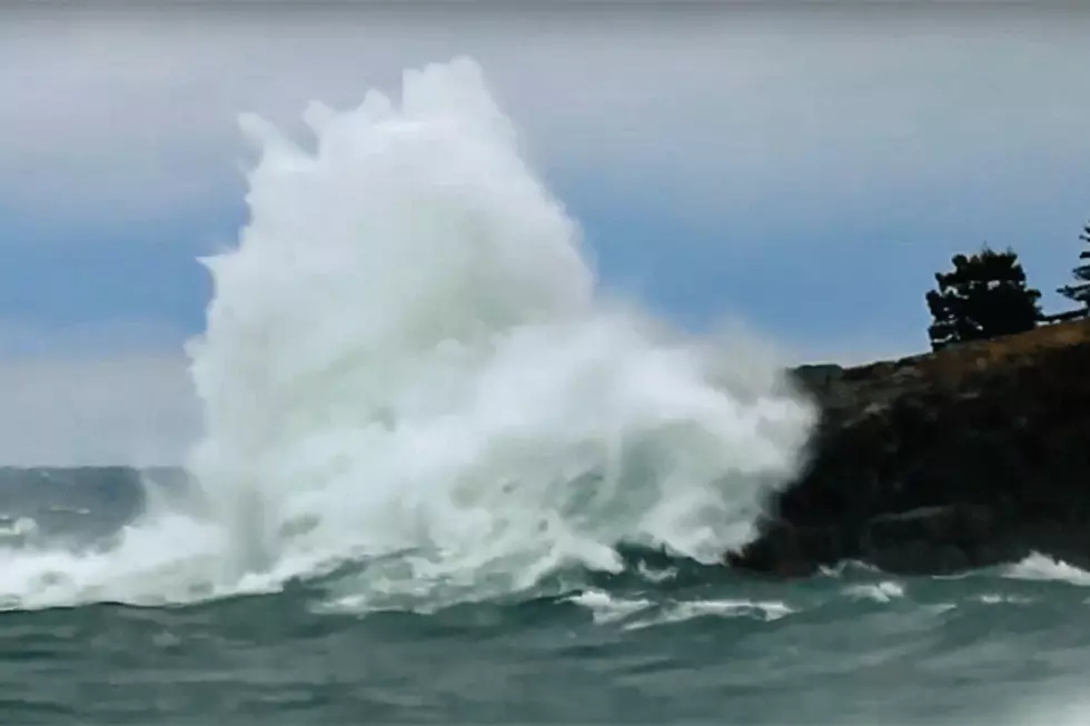 Cold, Wet, Windy Weather Has Turned Minnesota’s North Shore Into a Scene You’d Expect in Hawaii