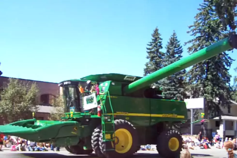 Have You Seen This Kimball Farmer’s Candy Dispenser Tractor? [WATCH]