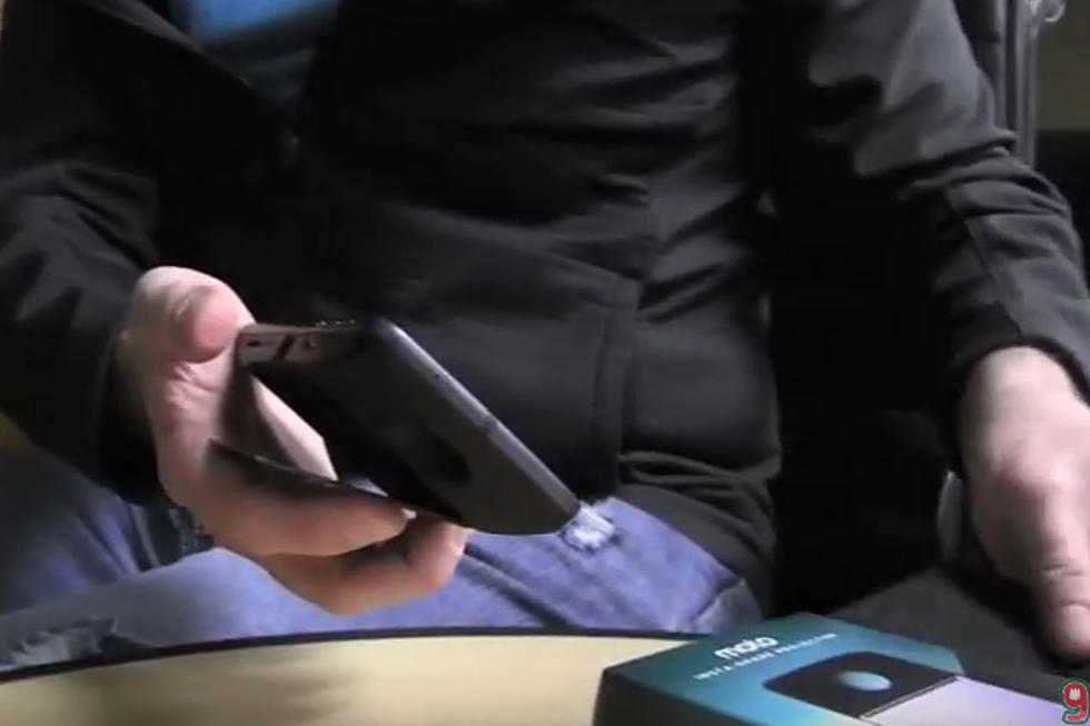 The Coolest Phone Gadget Ever [Watch]