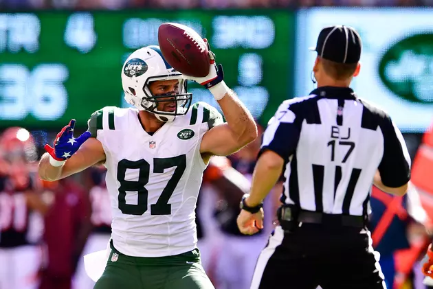 Should the Vikings Try to Sign WR Eric Decker? [Vote]