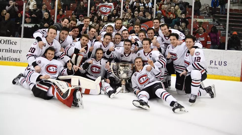 SCSU Men’s Hockey Beats DU, Wins Regular Season Title