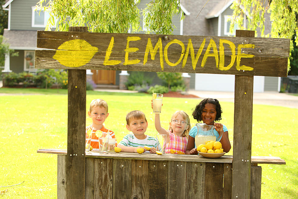 Senators Want to Protect Kids’ Rights to Run Lemonade Stands