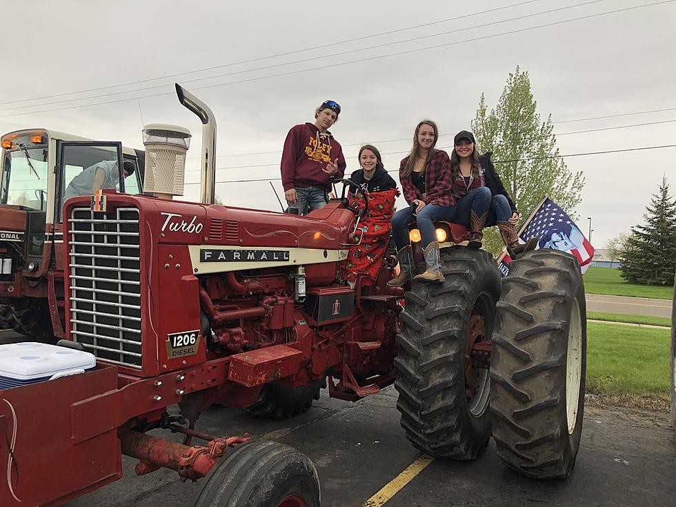 Rain Didn’t Stop The Fun of Tractor Day in Foley [Photo Gallery]