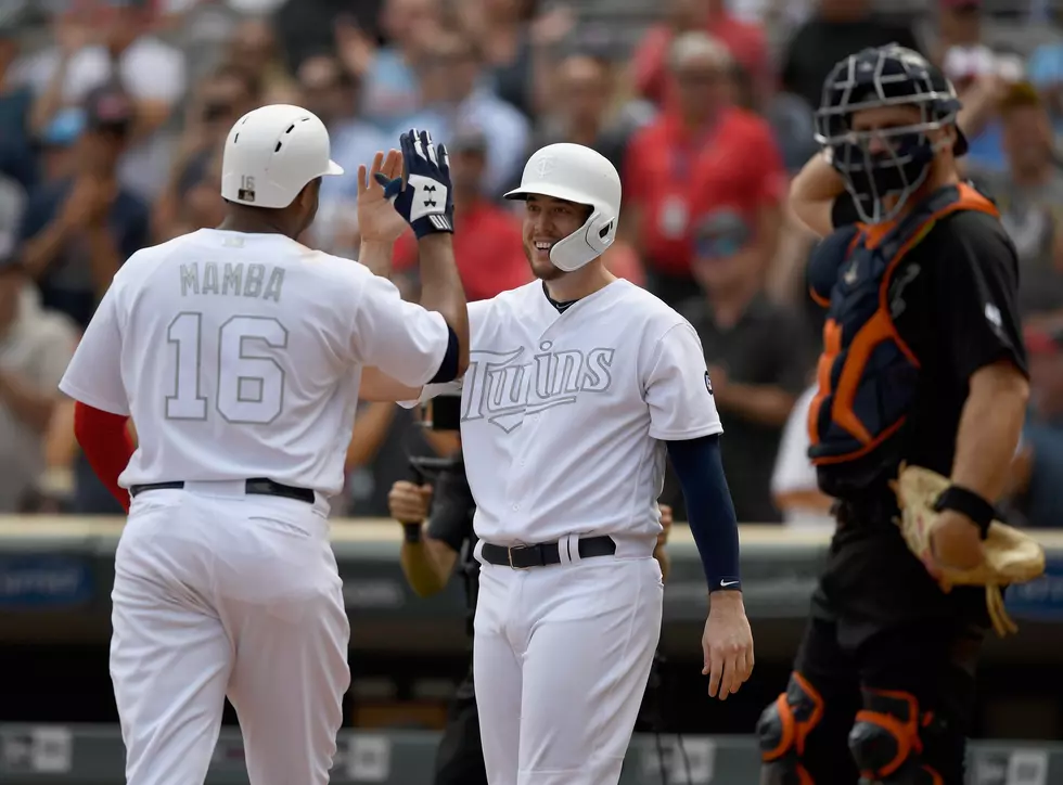 Twins Continue Track to Top MLB Home Run Record