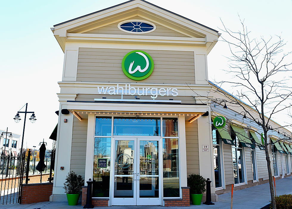 Opening Day Announced For Maple Grove Wahlburgers Location