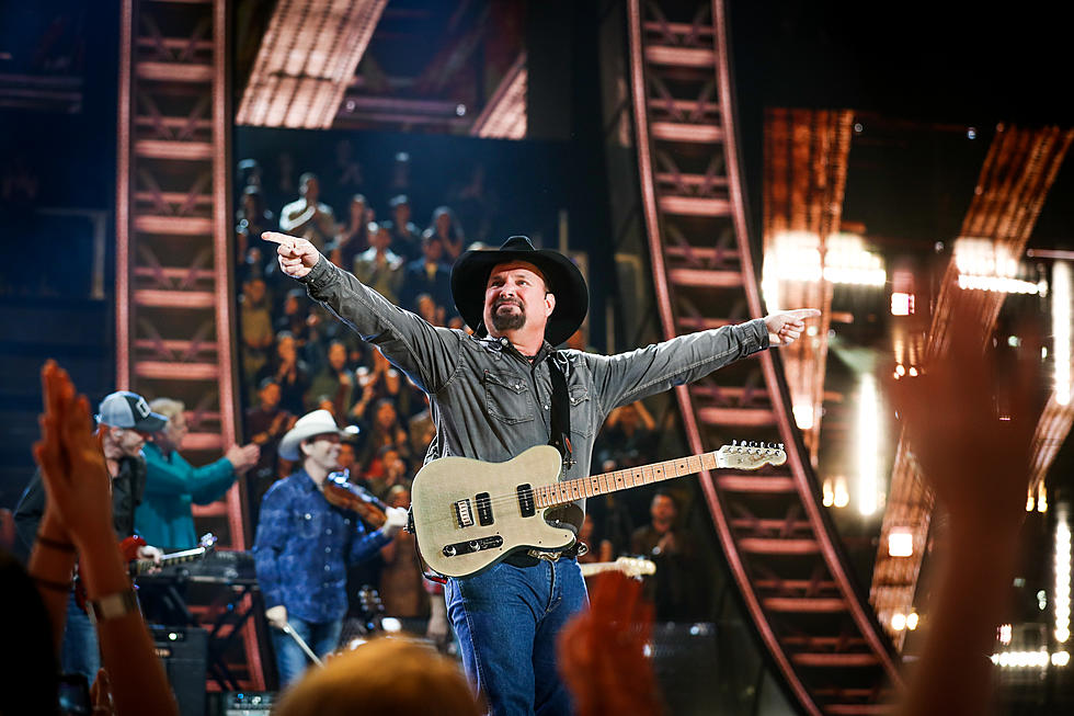 Garth Brooks Announces Nationwide Drive-In Concert Special
