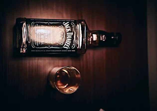 Jack Daniel&#8217;s &#8220;Black Jack Cola&#8221; Hits The Shelves