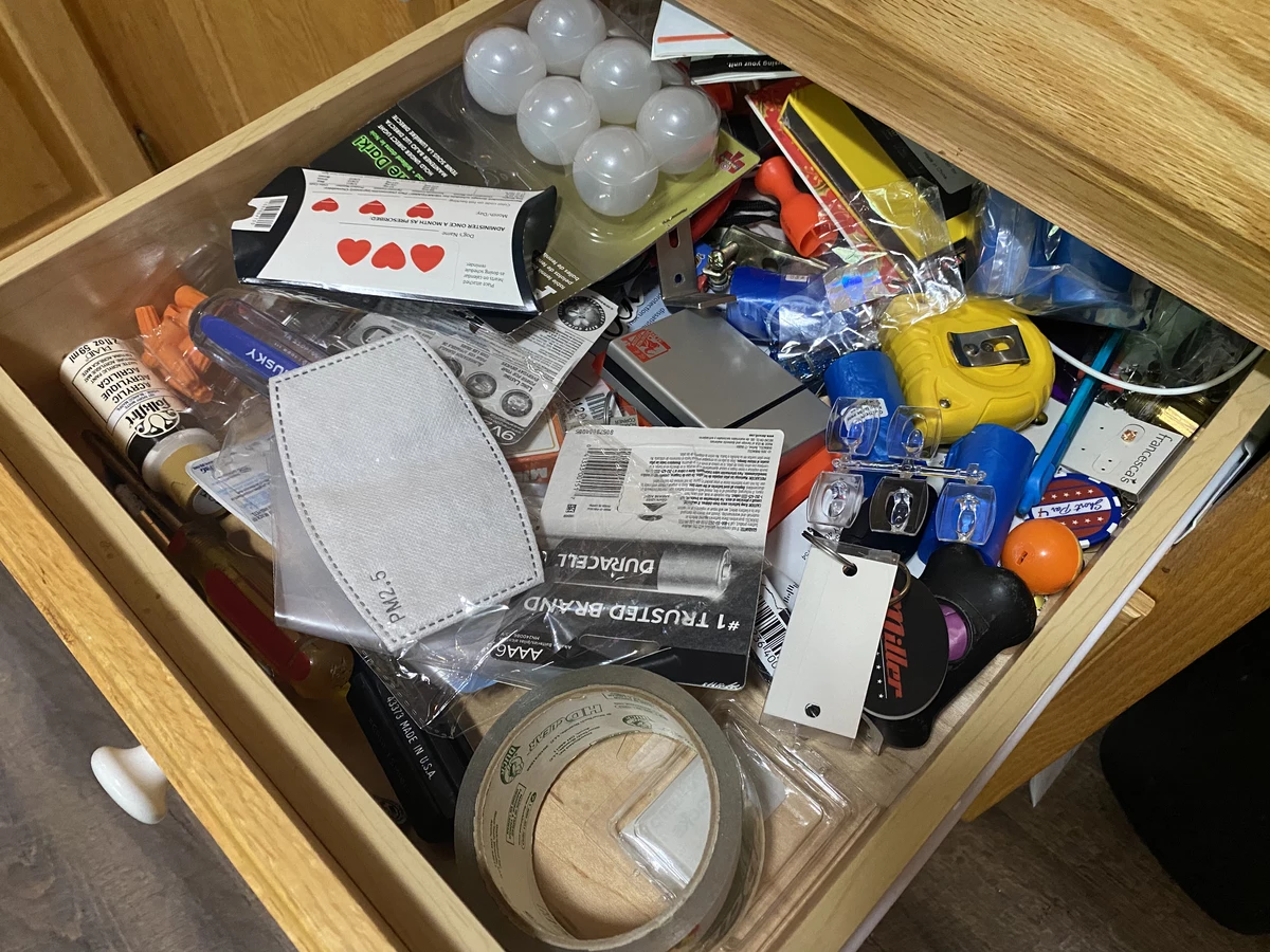 27 Things You Will Find In Every Minnesotan's Junk Drawer