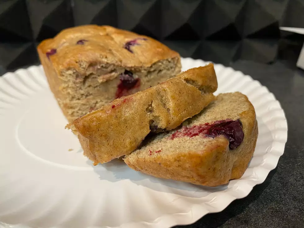 Kelly’s ‘Share Your Blueberry Banana Bread’ Recipe