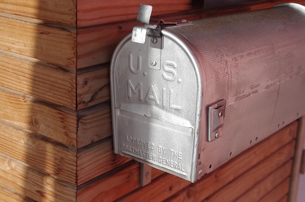 Here’s What It Means If You Find a Dryer Sheet in Your Mailbox in Minnesota
